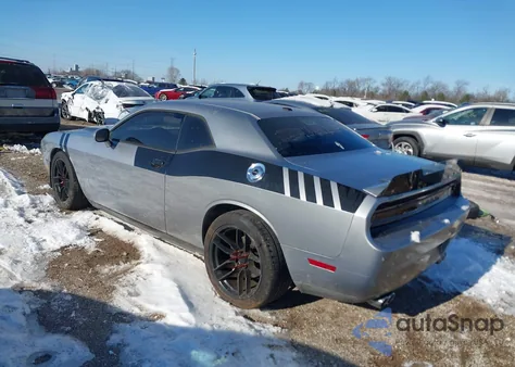 2013 Dodge Challenger R/T z USA, uszkodzony, nr VIN 2C3CDYBT2DH609071